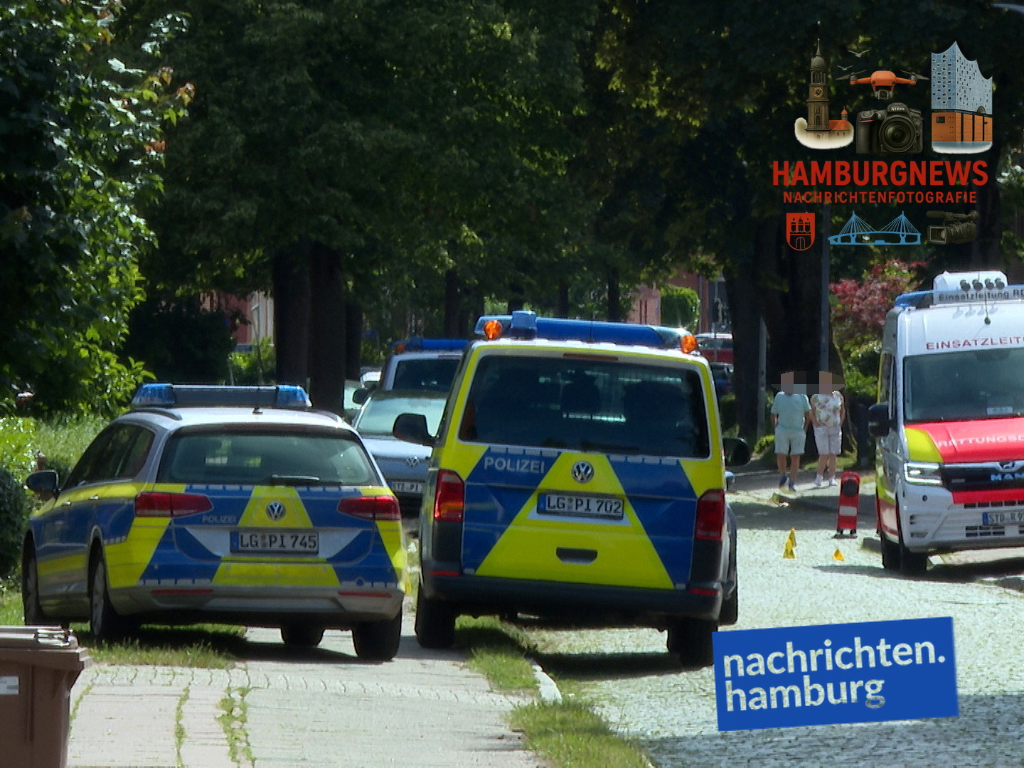 355_2843.00_00_44_23.Standbild012