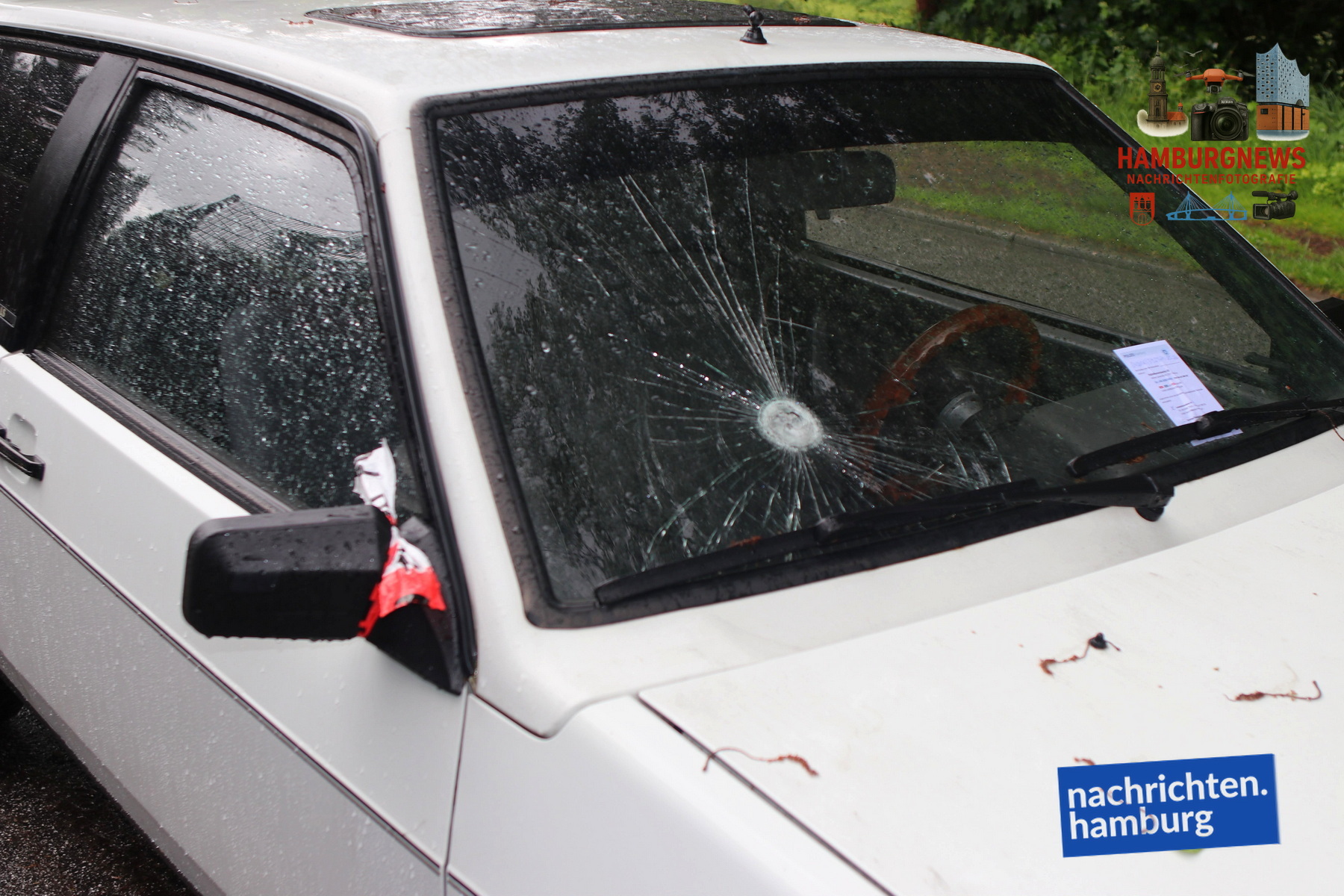 HNBB_30 Autos beschädigt an der Glinder Au 20260614 0006