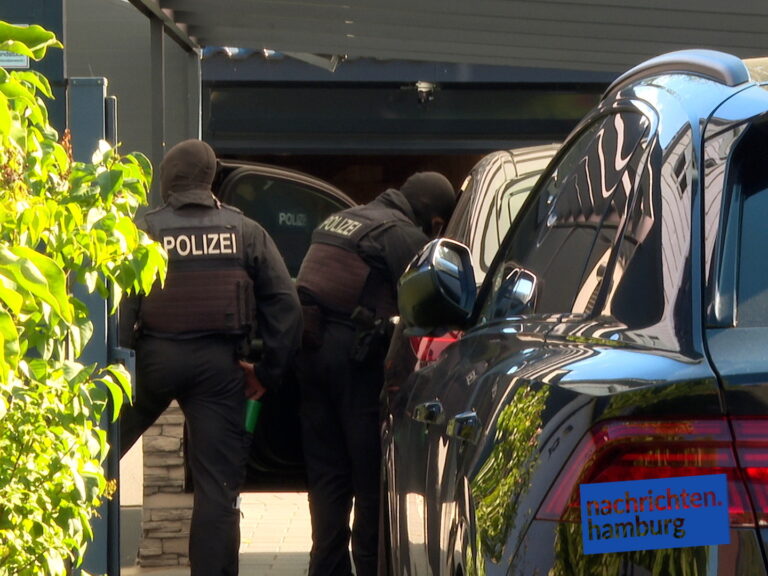 Durchsuchung der Autos