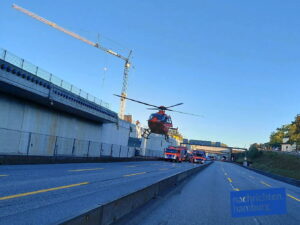 Unfall A7 Bahrenfeld Hubschraber landet auf der Autobahn